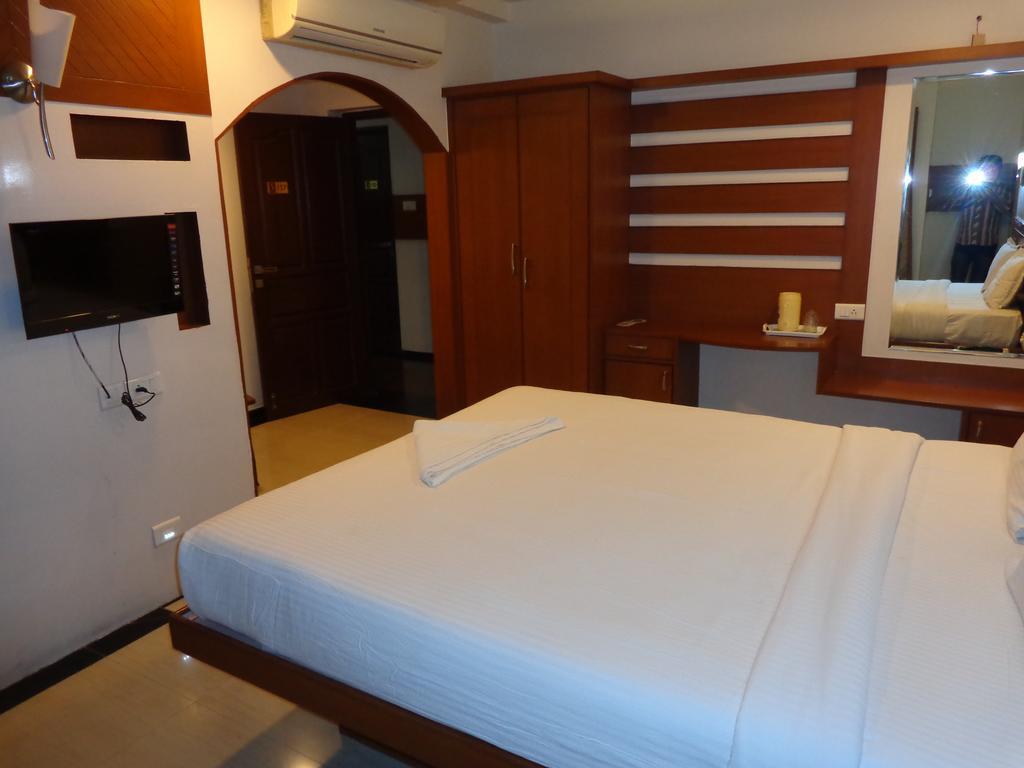 Sanu International Hotel Nāmakkal Стая снимка