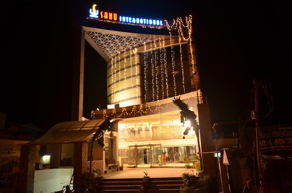 Sanu International Hotel Nāmakkal Екстериор снимка